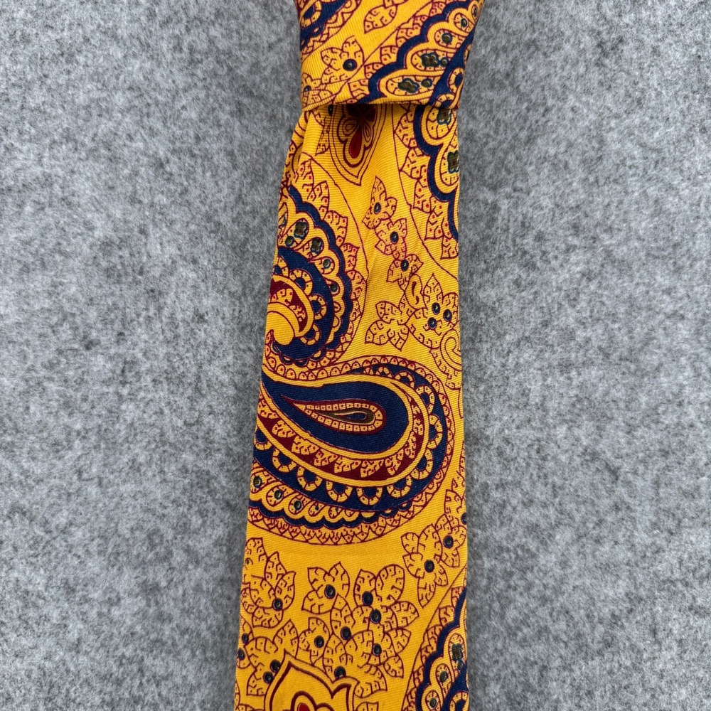 VTG Tiffany Collection Tie Mens OS Paisley Yellow Navy Red Silk Classic EUC